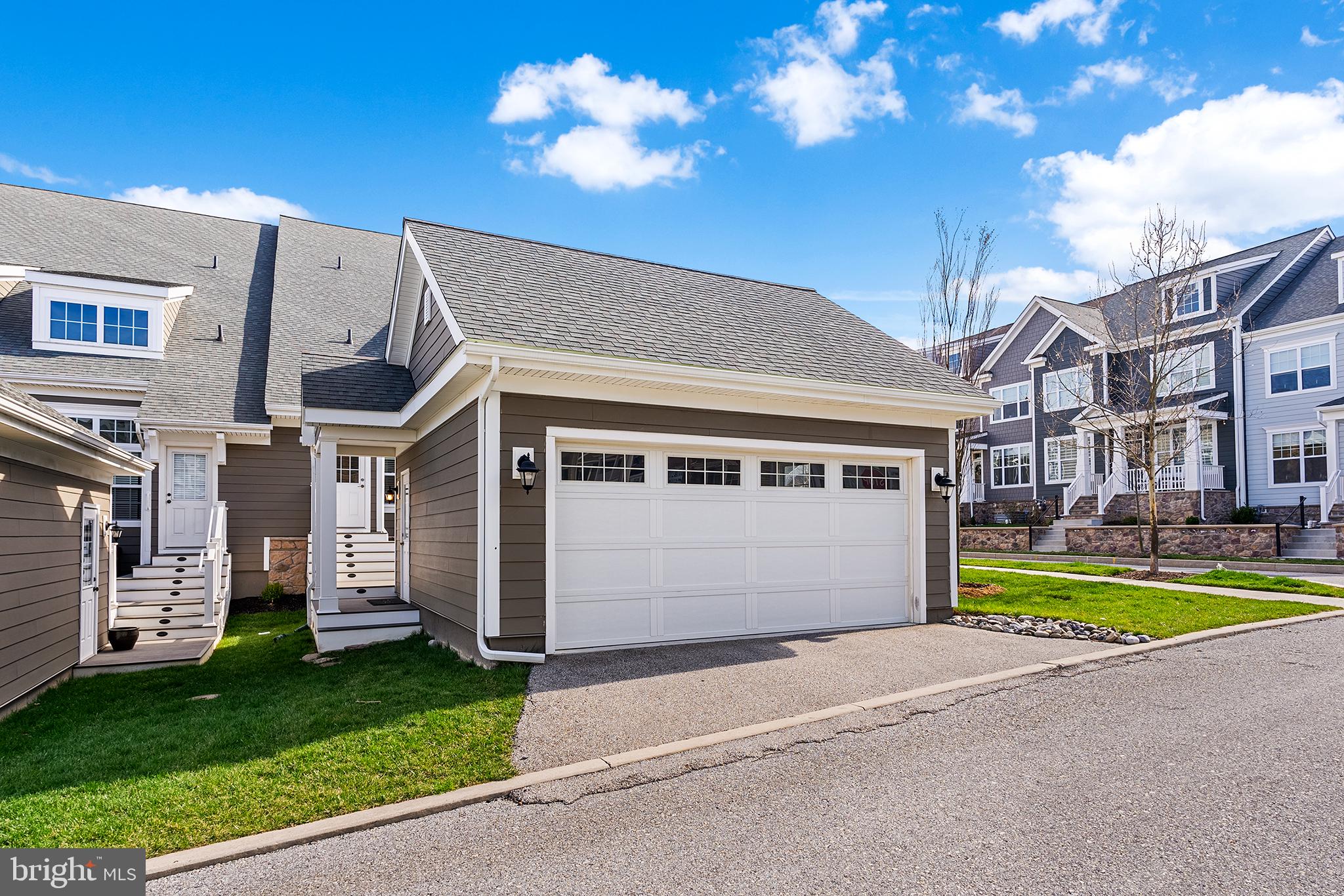 SPRING OAK - Residential