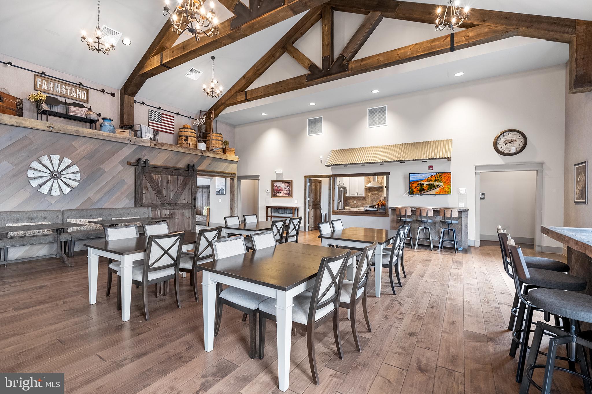 SPRING OAK - Residential