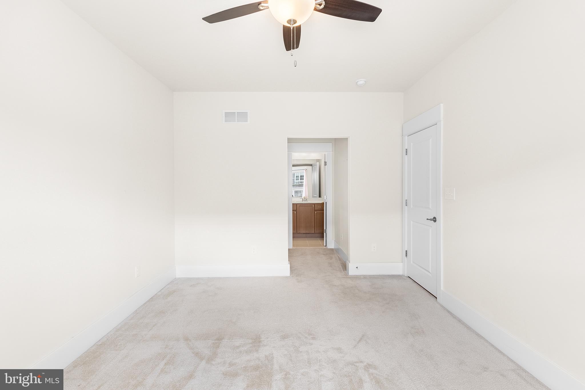 SPRING OAK - Residential