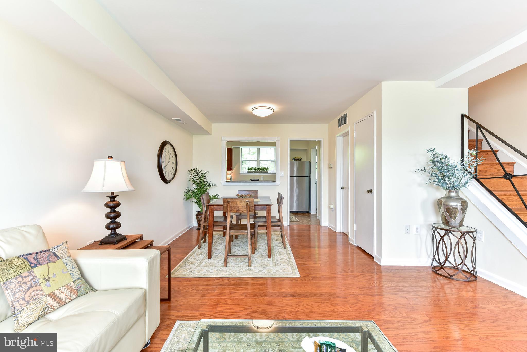 FAIRLINGTON TOWNE - Residential