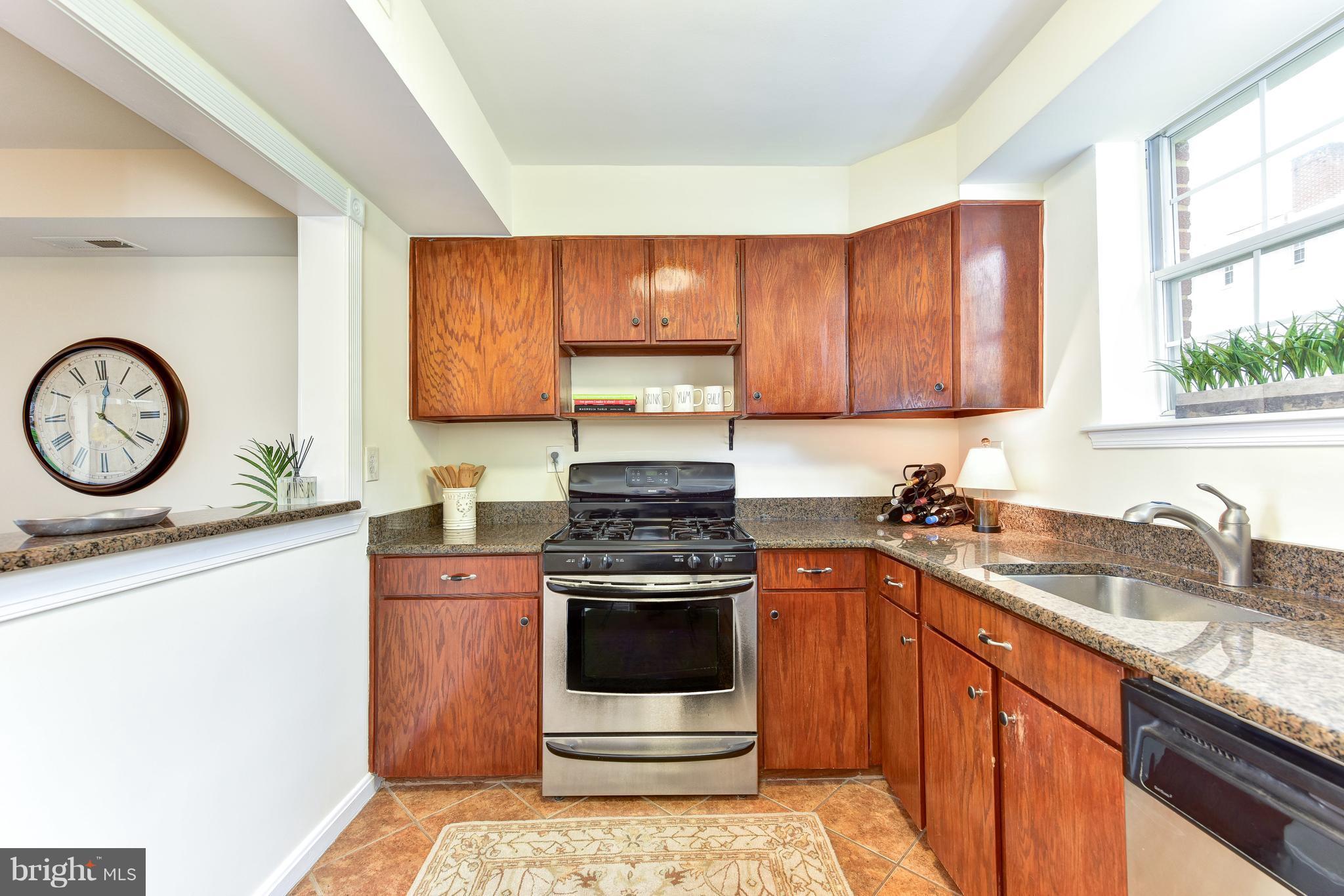 FAIRLINGTON TOWNE - Residential