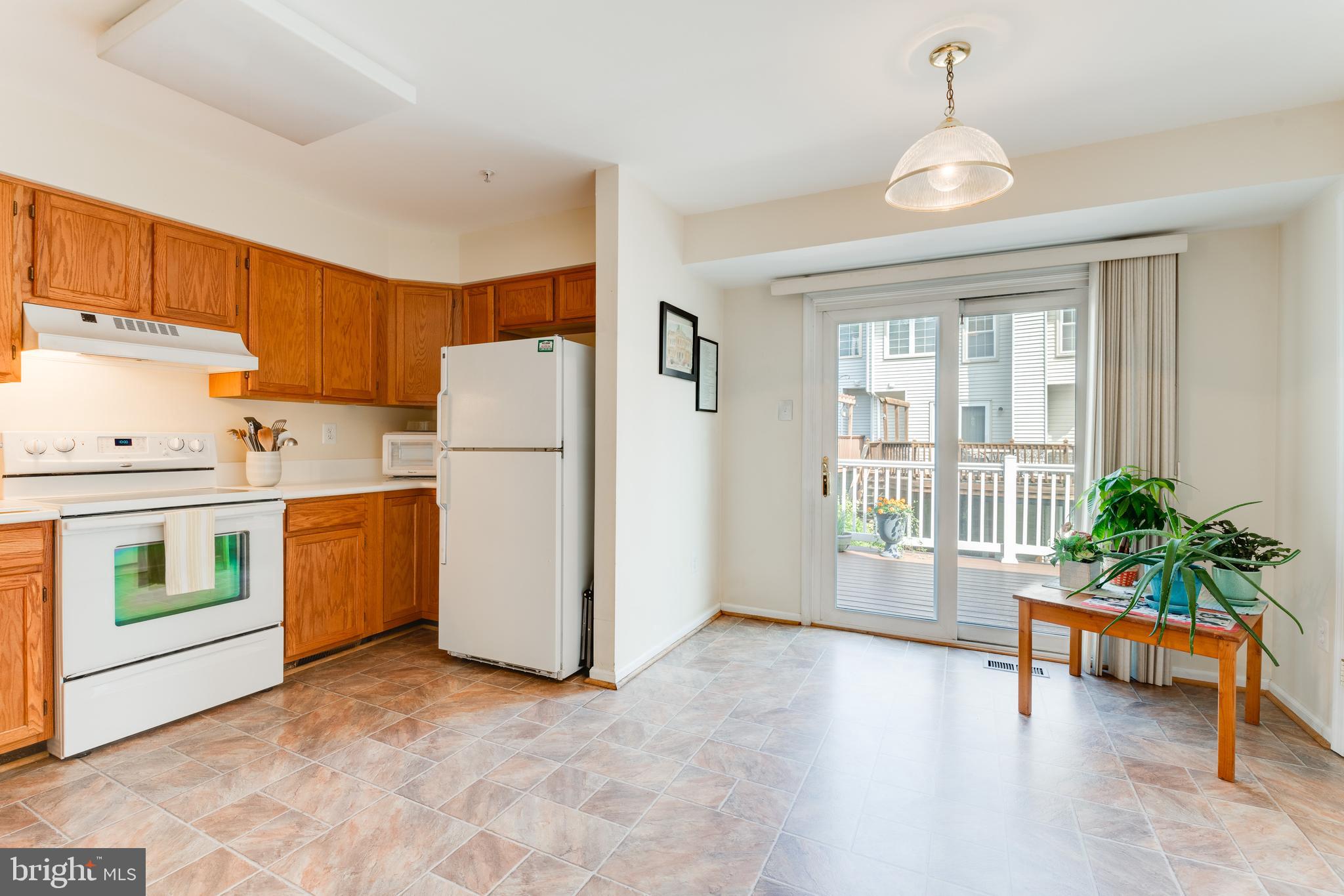 RUSSETT - Residential