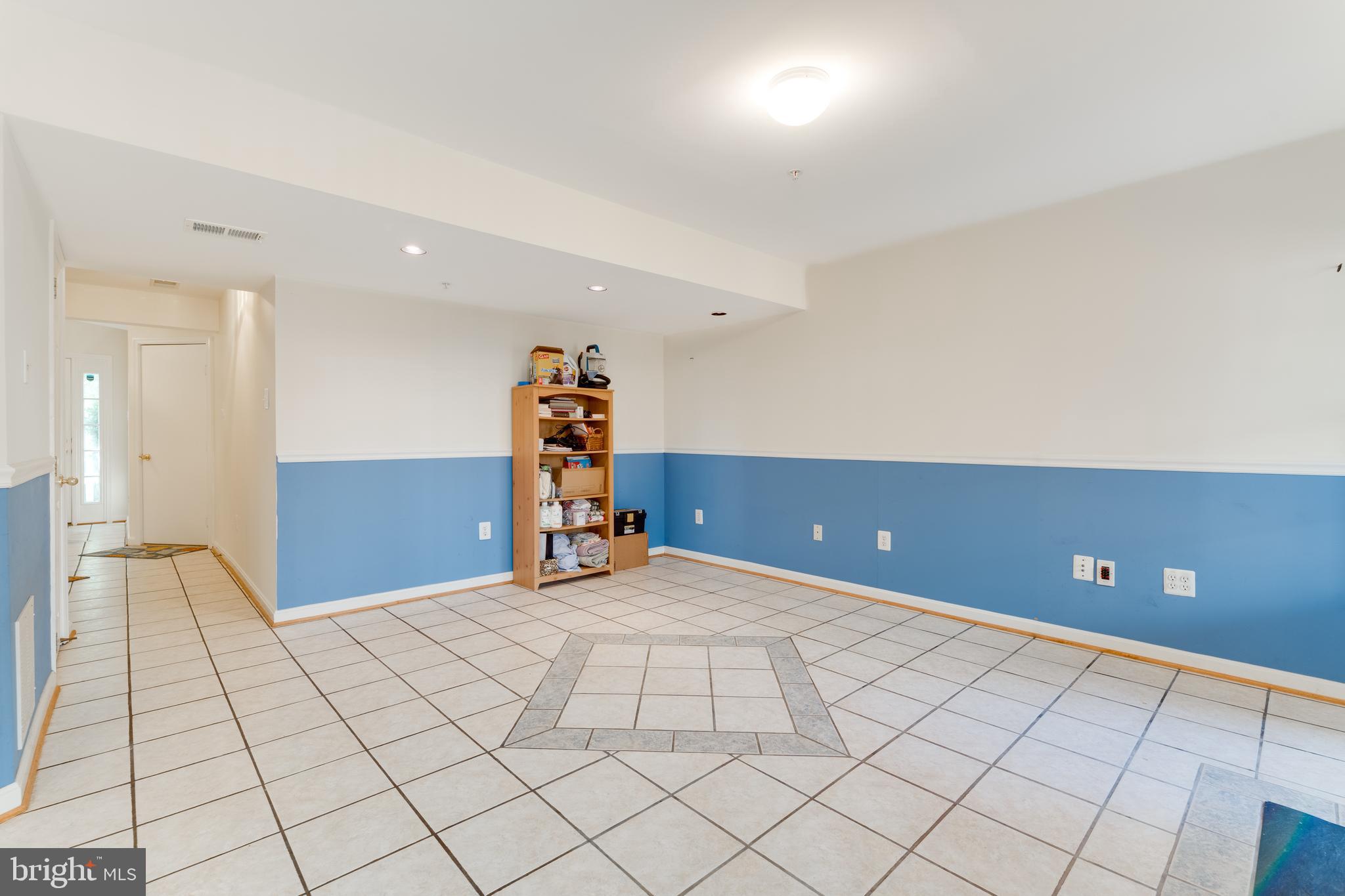 RUSSETT - Residential