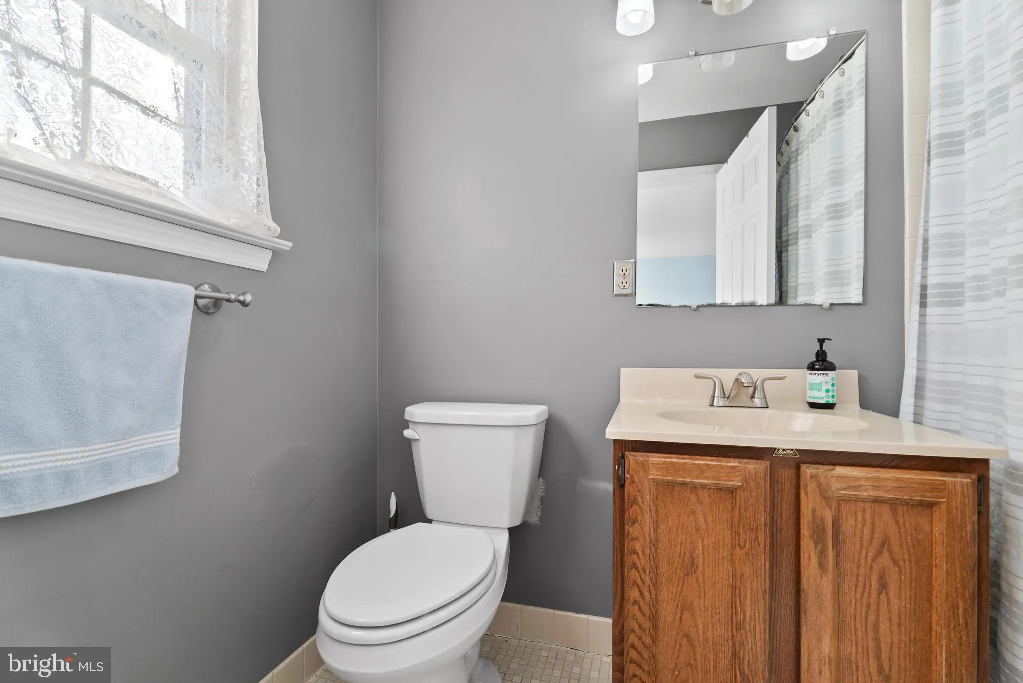 Norristown, Pennsylvania 19401, United States, 3 Bedrooms Bedrooms, ,3 BathroomsBathrooms,Residential,Pending,19307