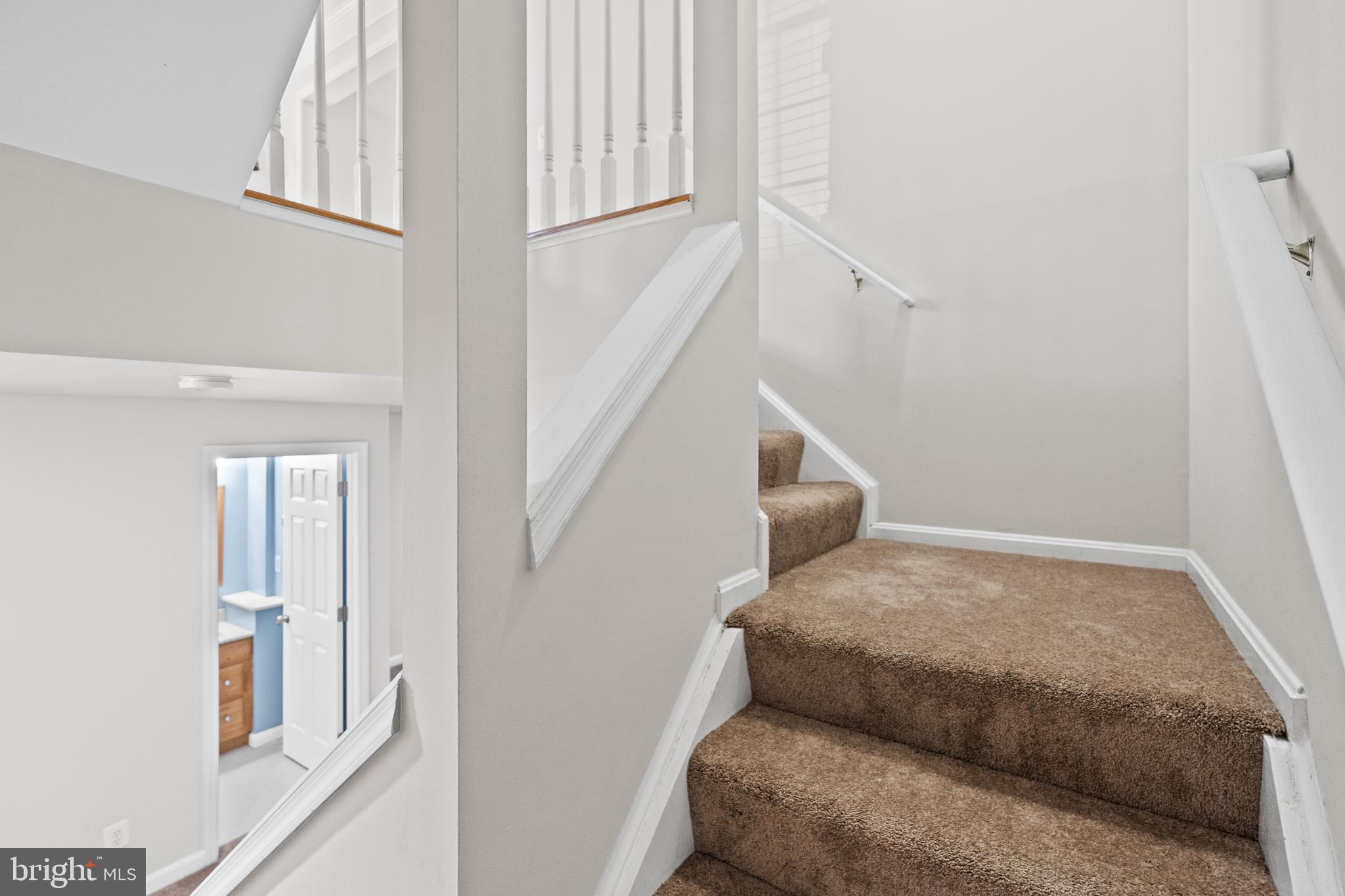 LAKE RIDGE - Residential Lease