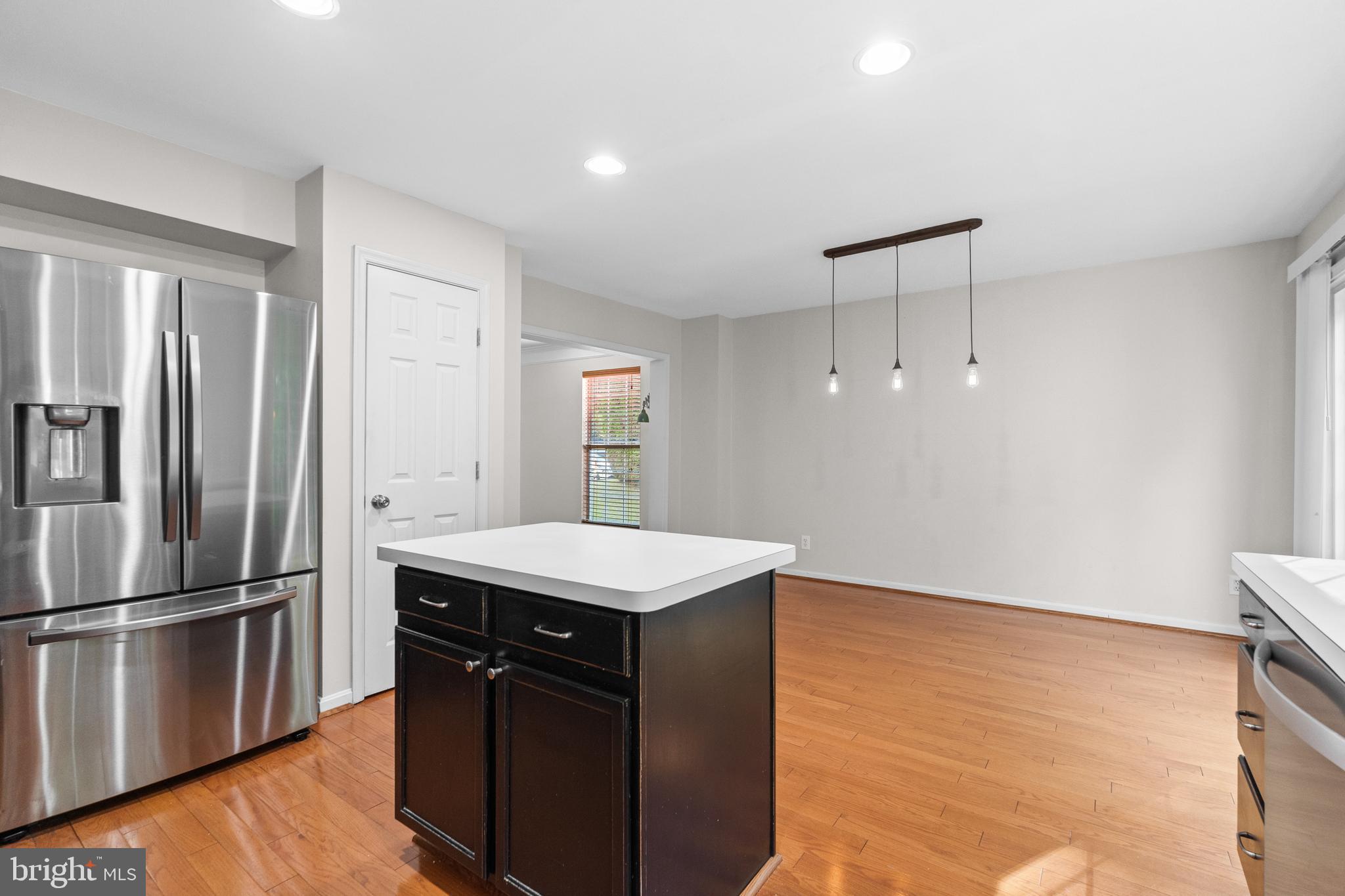 LAKE RIDGE - Residential Lease