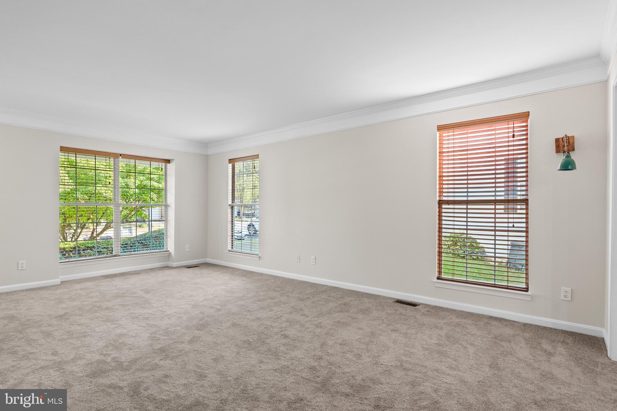 LAKE RIDGE - Residential Lease