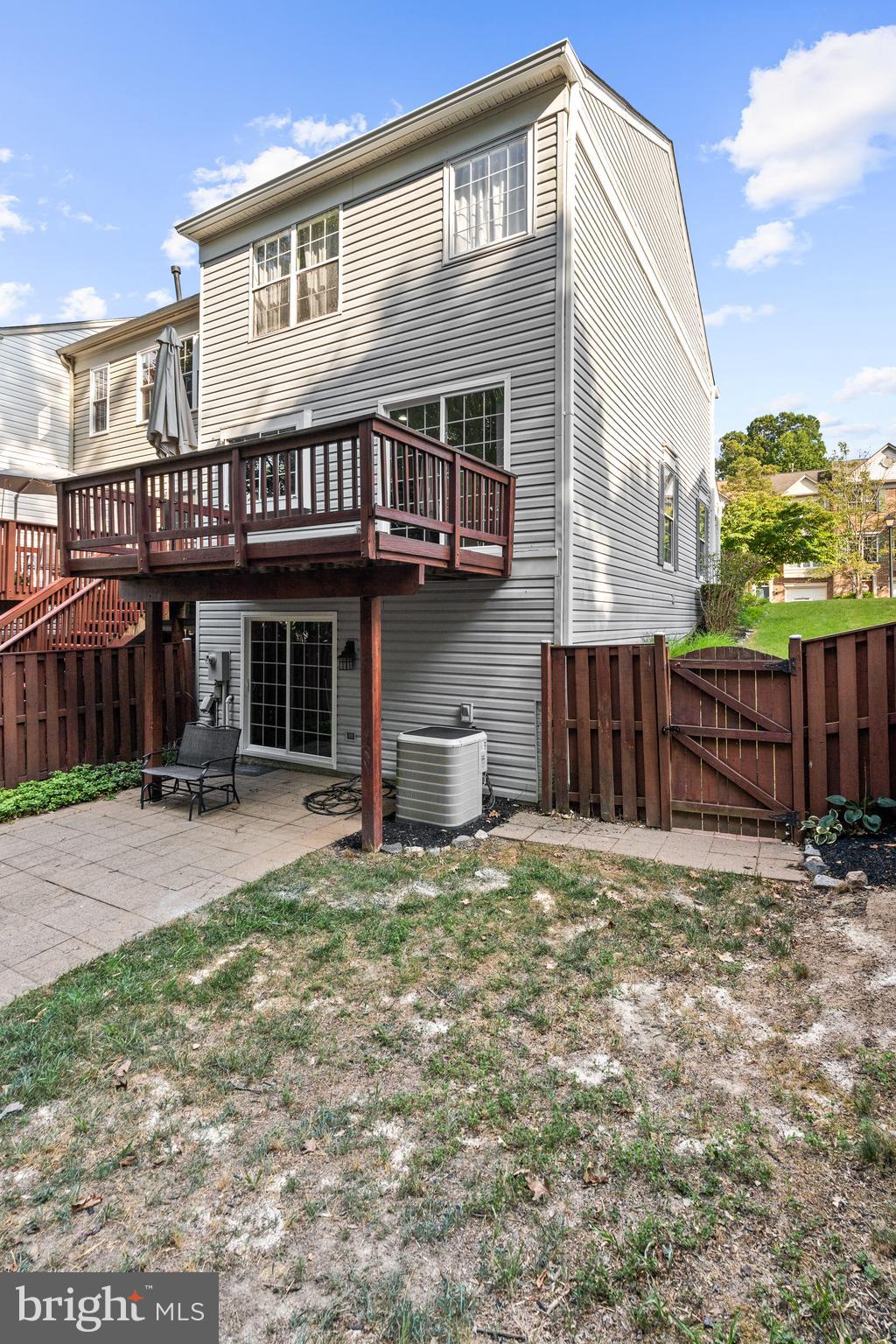 LAKE RIDGE - Residential Lease