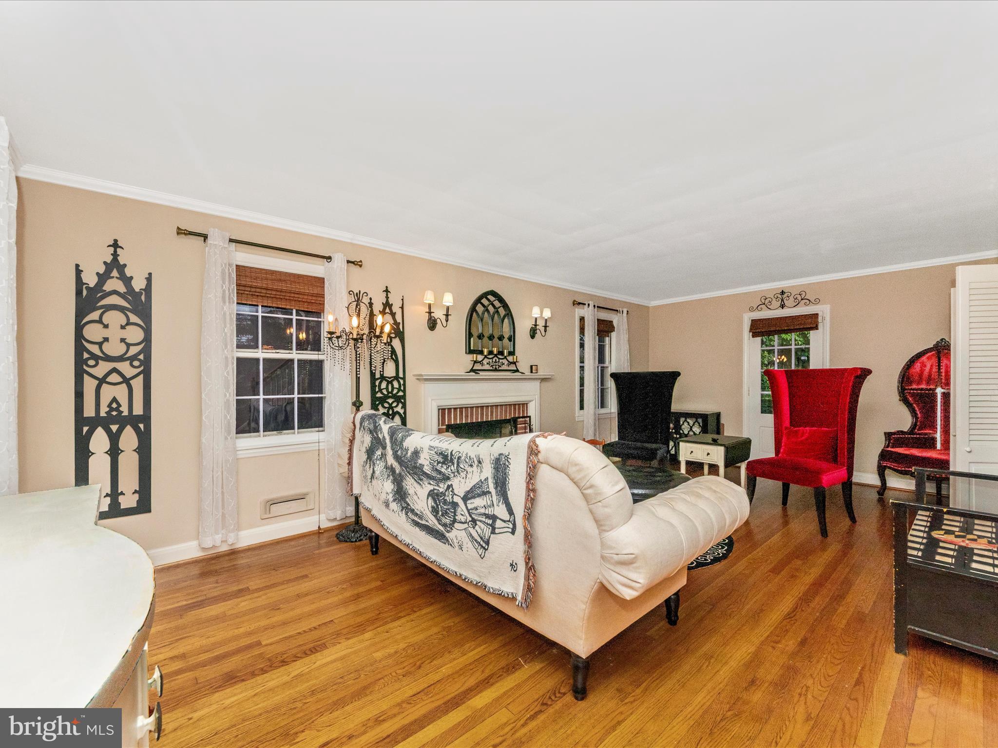 838 GLEN ALLEN DRIVE