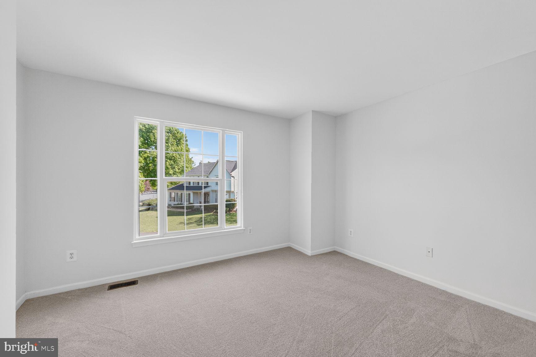 POLO FIELDS - Residential