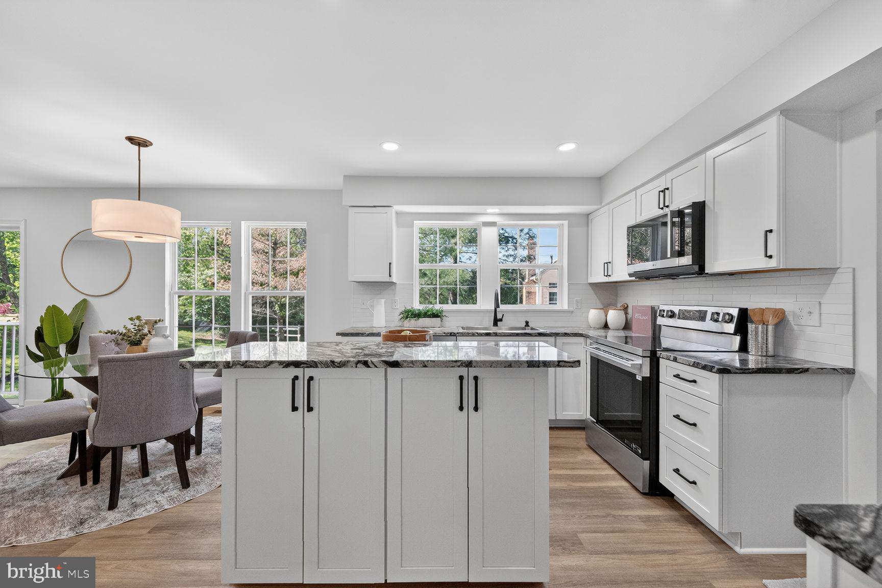 POLO FIELDS - Residential