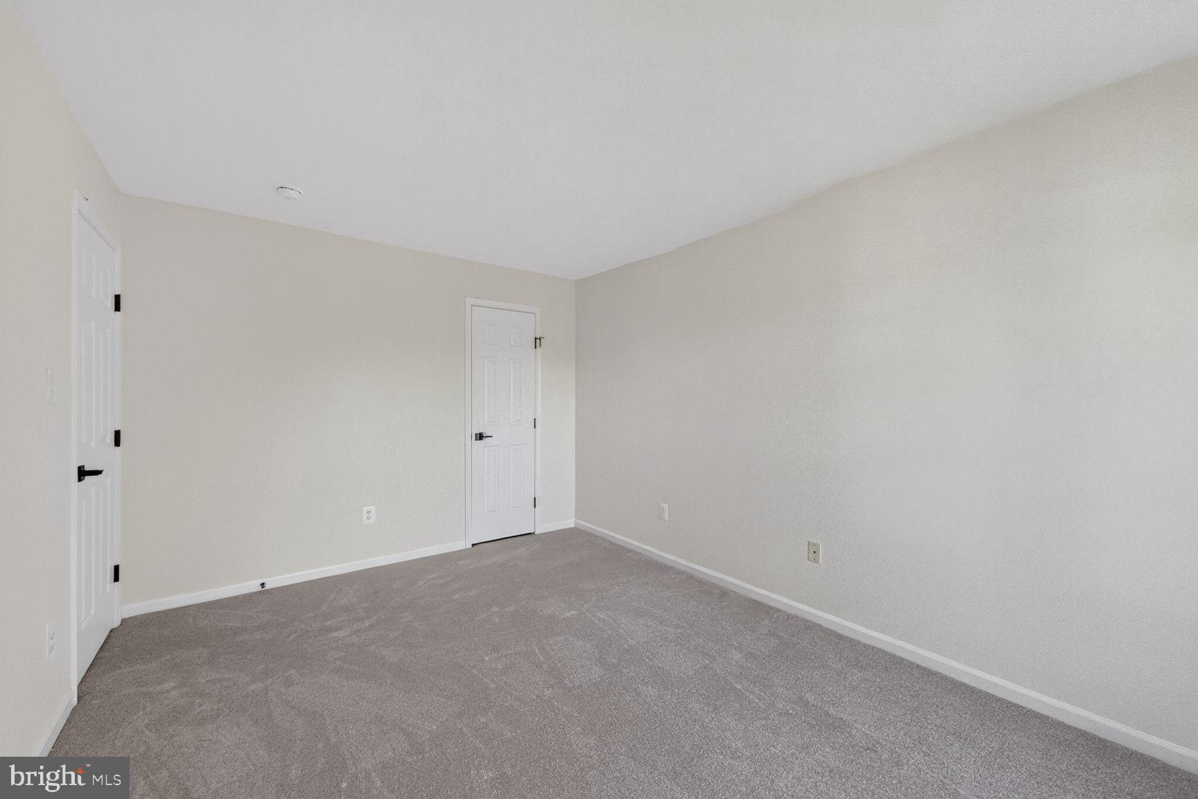 POLO FIELDS - Residential