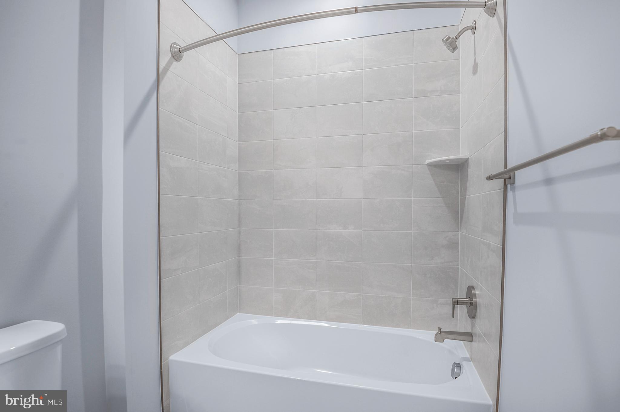 ELLIPSE AT WESTFIELDS - Residential Lease