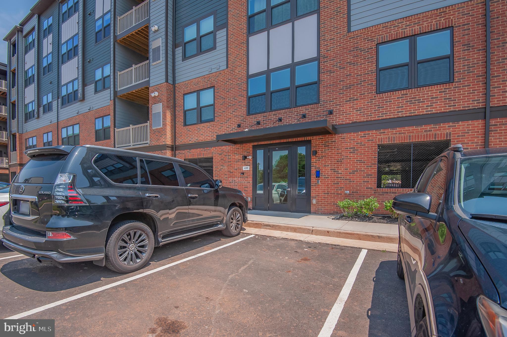 ELLIPSE AT WESTFIELDS - Residential Lease