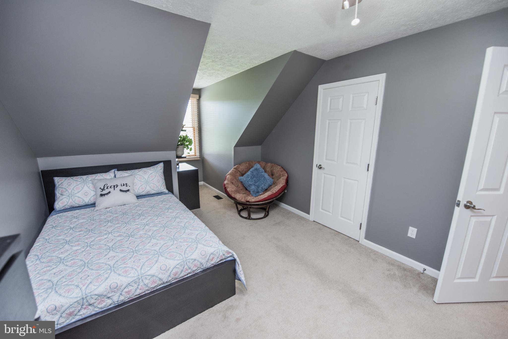 RIVERVIEW ESTATES - Residential