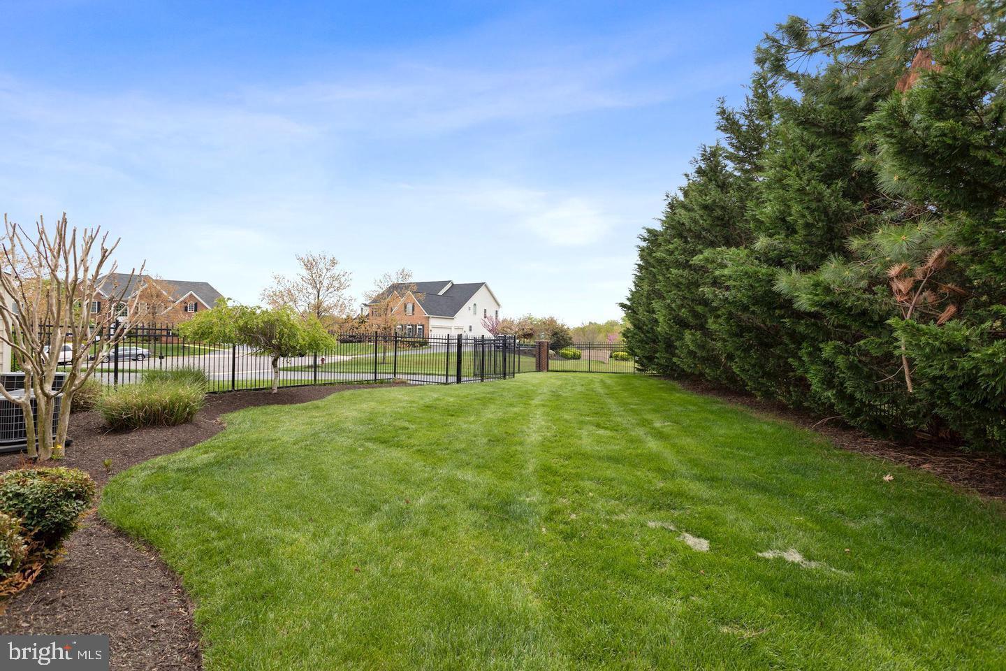 CEDAR HUNT - Residential Lease