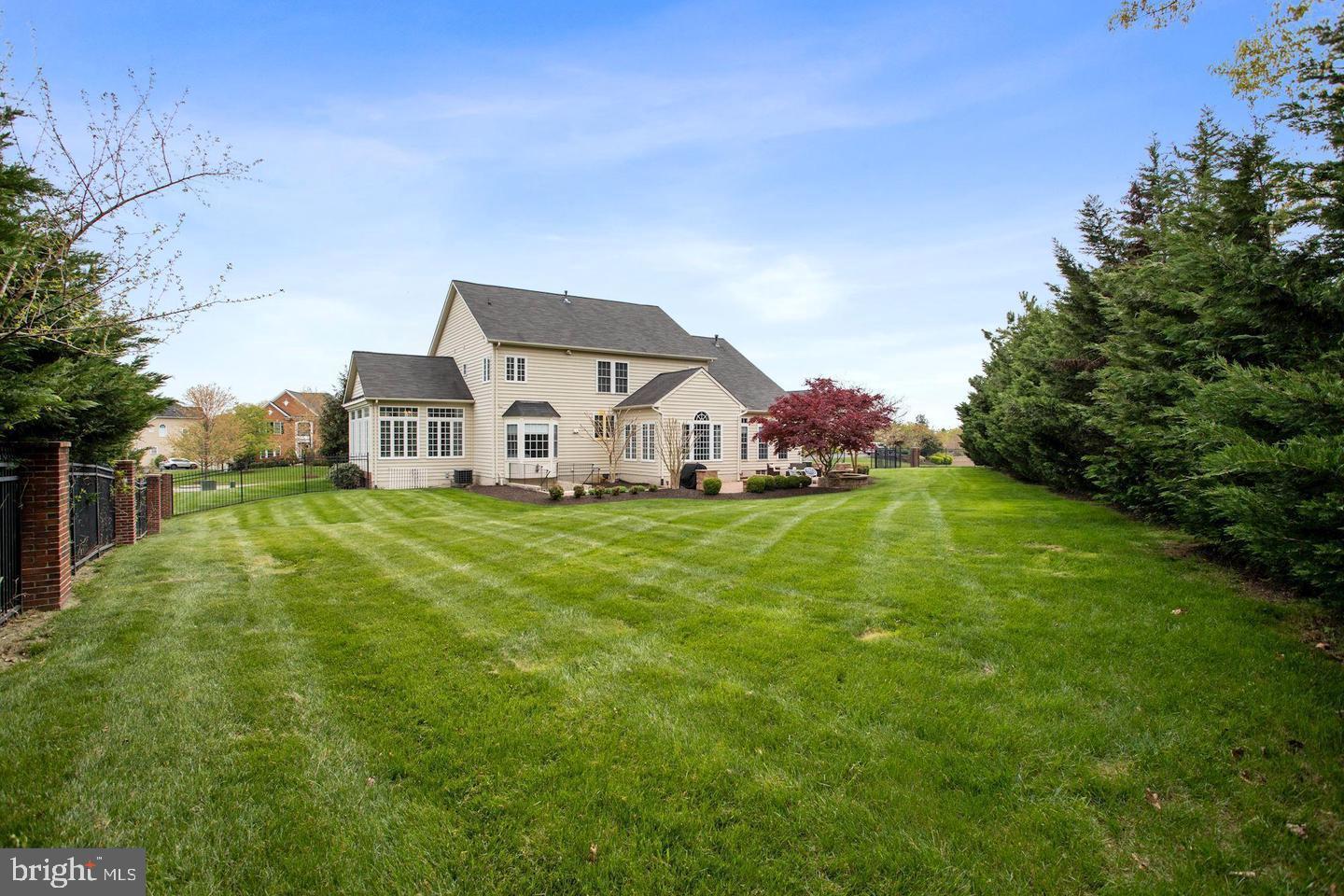 CEDAR HUNT - Residential Lease