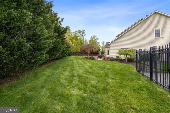 CEDAR HUNT - Residential Lease