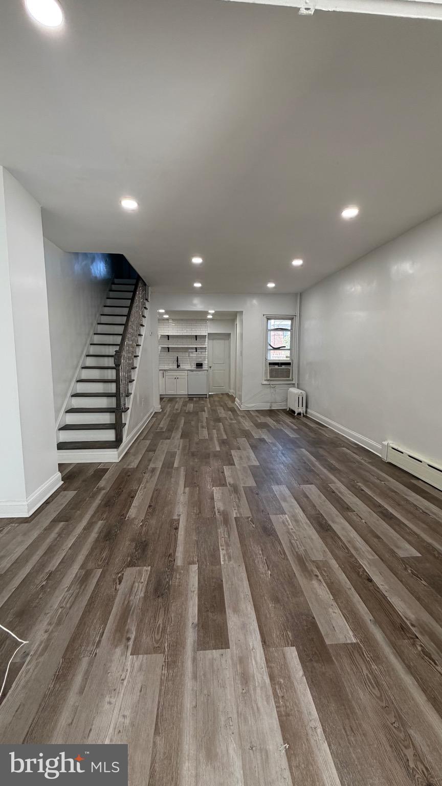 PHILADELPHIA (NORTHEAST) - Residential