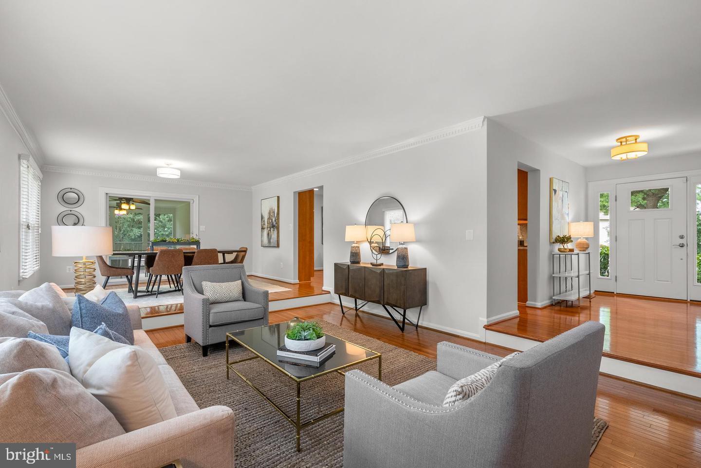 9428 MEADOW SHIRE LANE