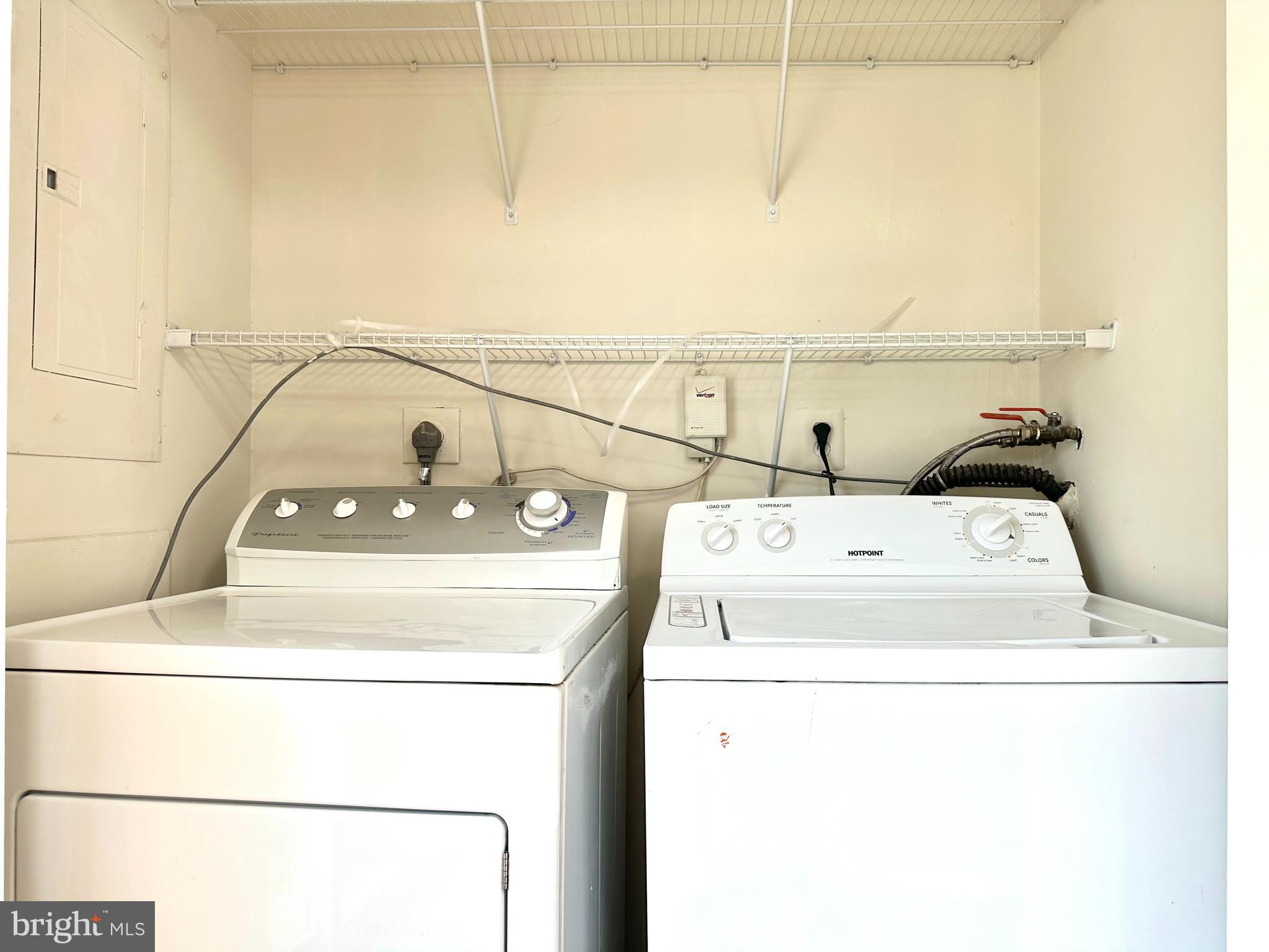 GUNNERS LAKE VILLAGE - Residential Lease