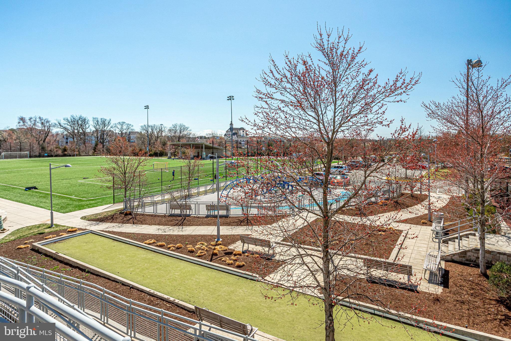 METROPARK AT ARROWBROOK - Residential