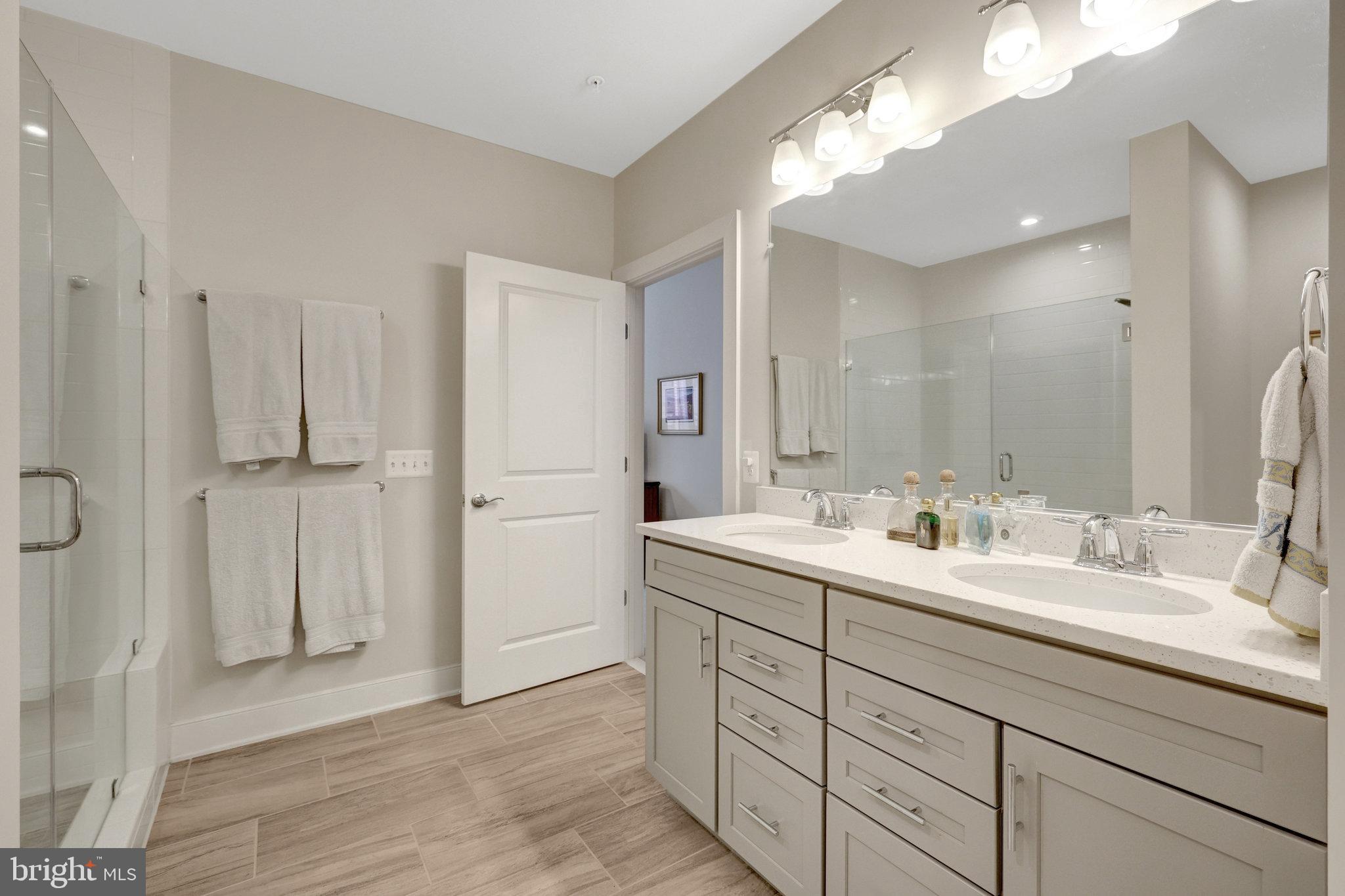 METROPARK AT ARROWBROOK - Residential