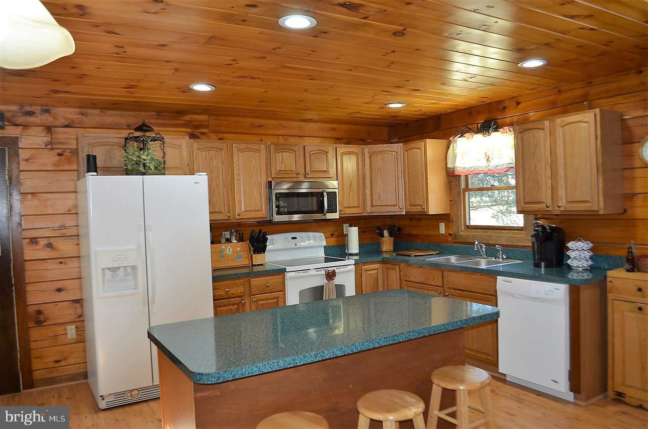 LAKE MEADE - Residential