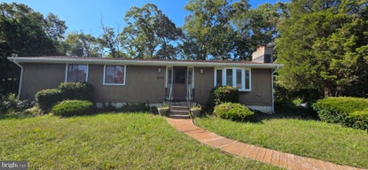 105 Laurel St – Investment Home