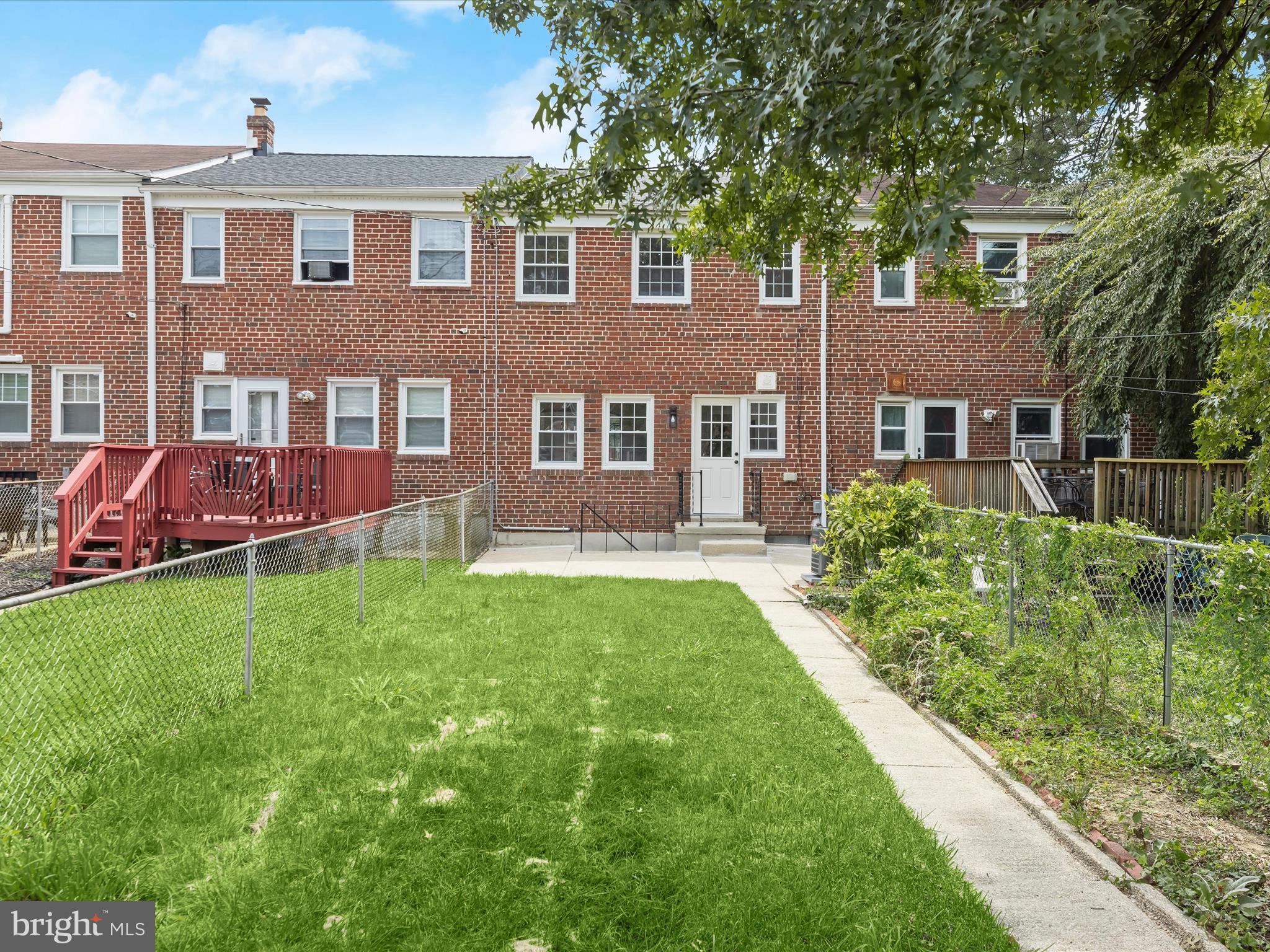 GLEN OAKS - Residential