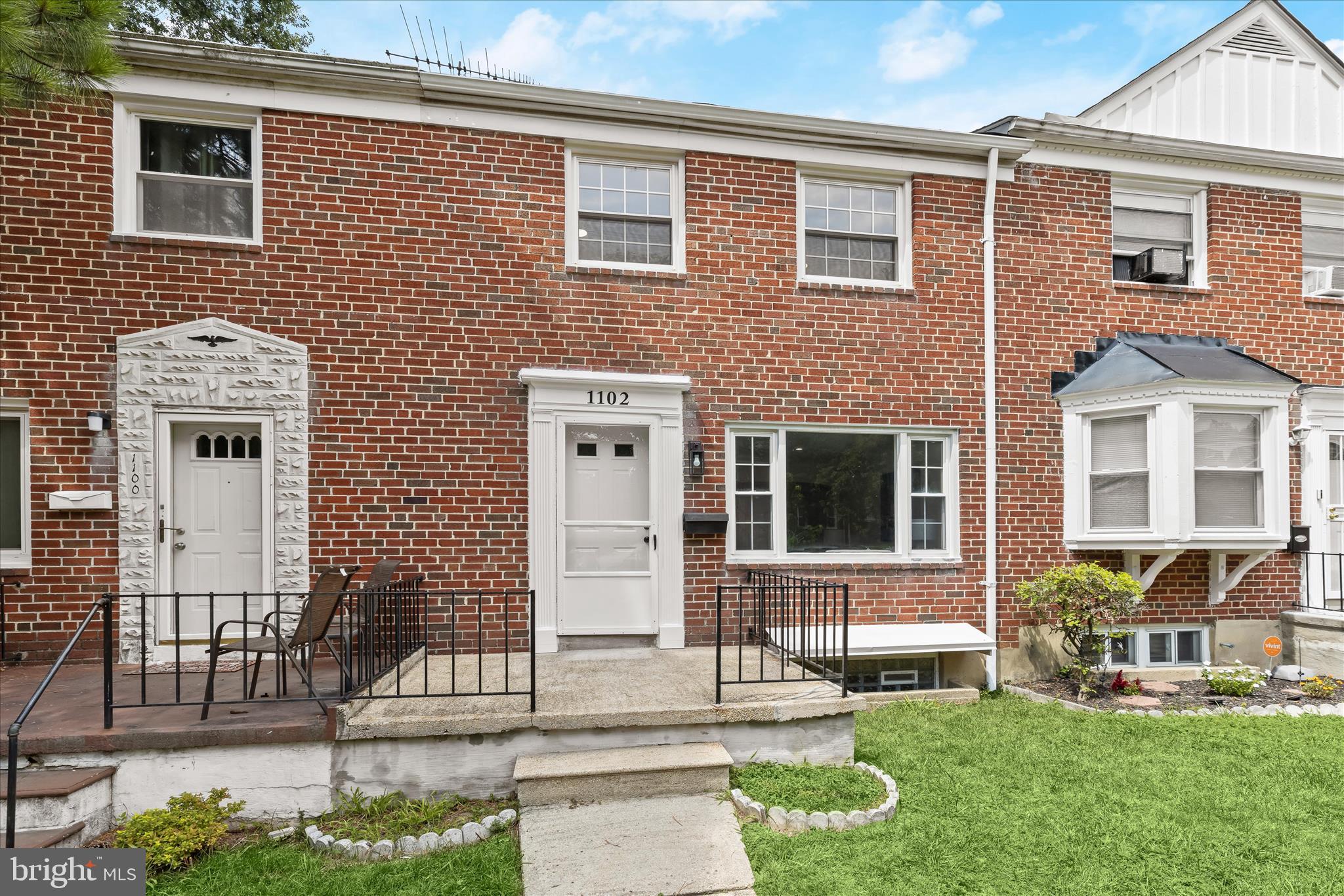 GLEN OAKS - Residential