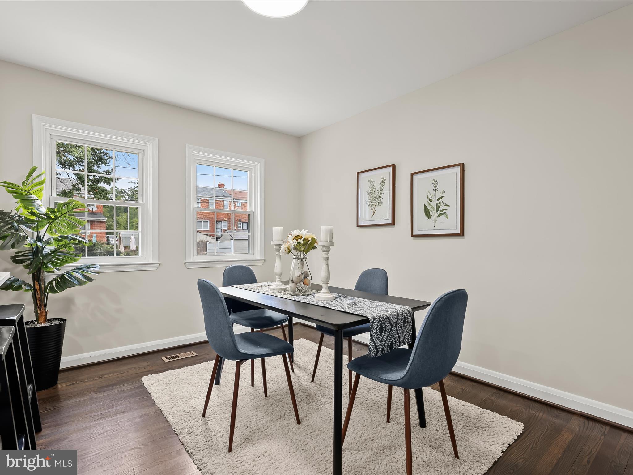 GLEN OAKS - Residential