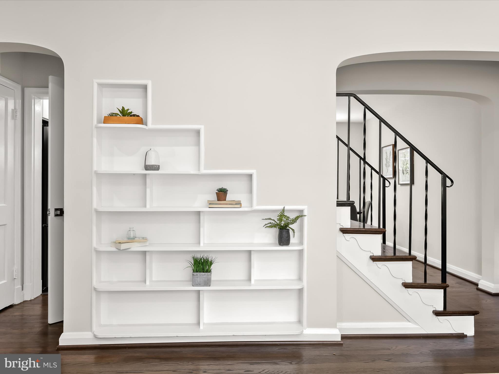 GLEN OAKS - Residential