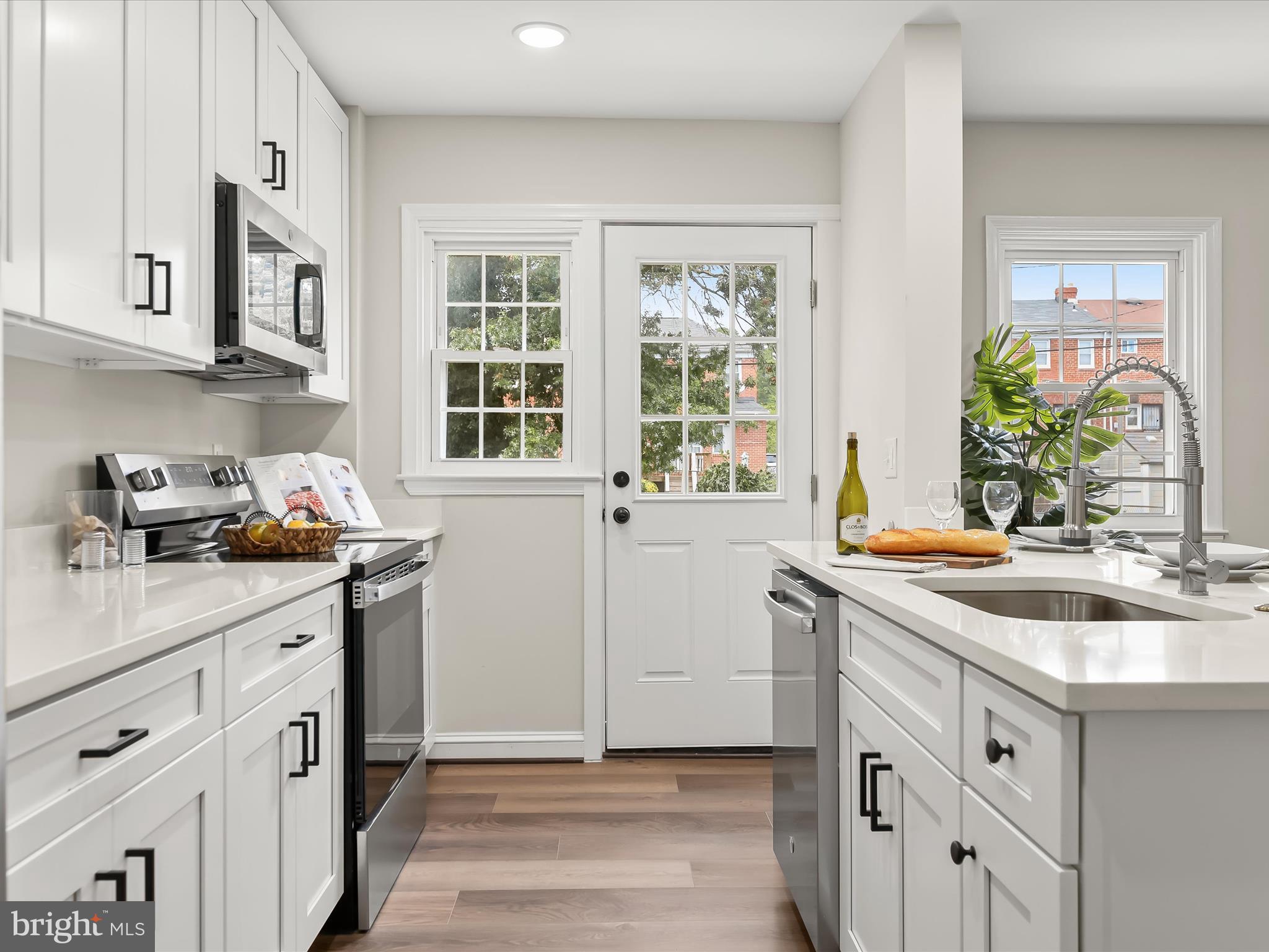 GLEN OAKS - Residential