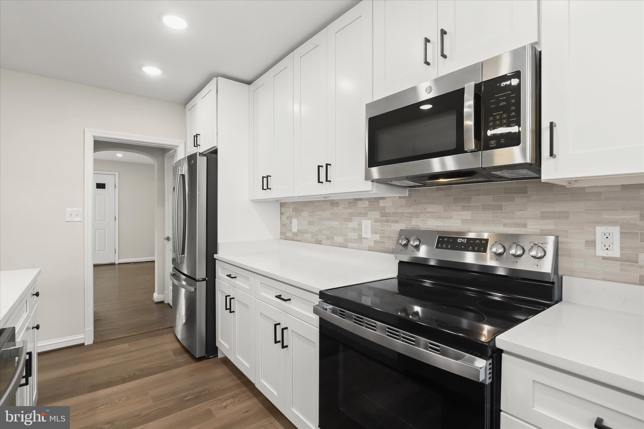 GLEN OAKS - Residential