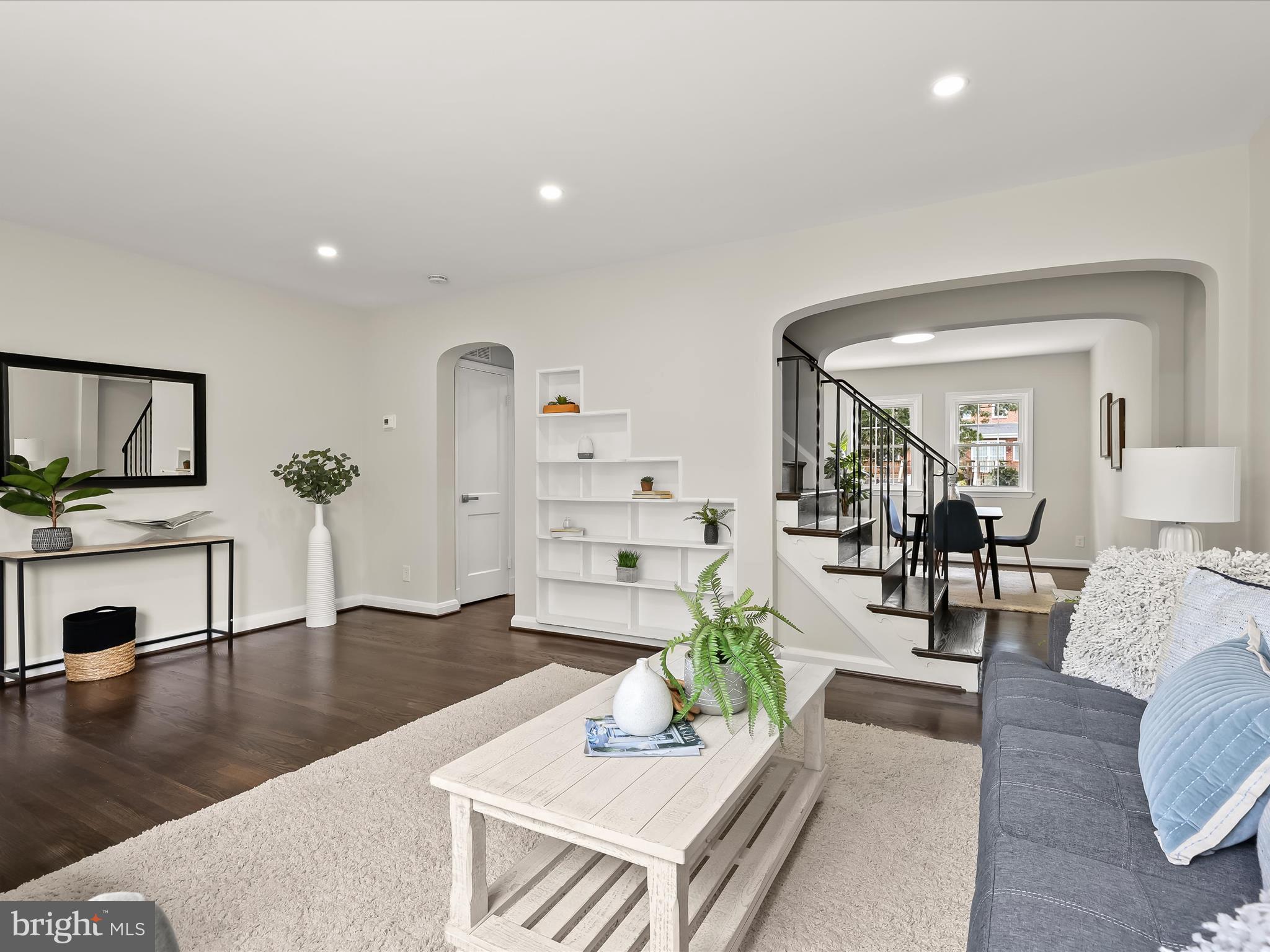 GLEN OAKS - Residential