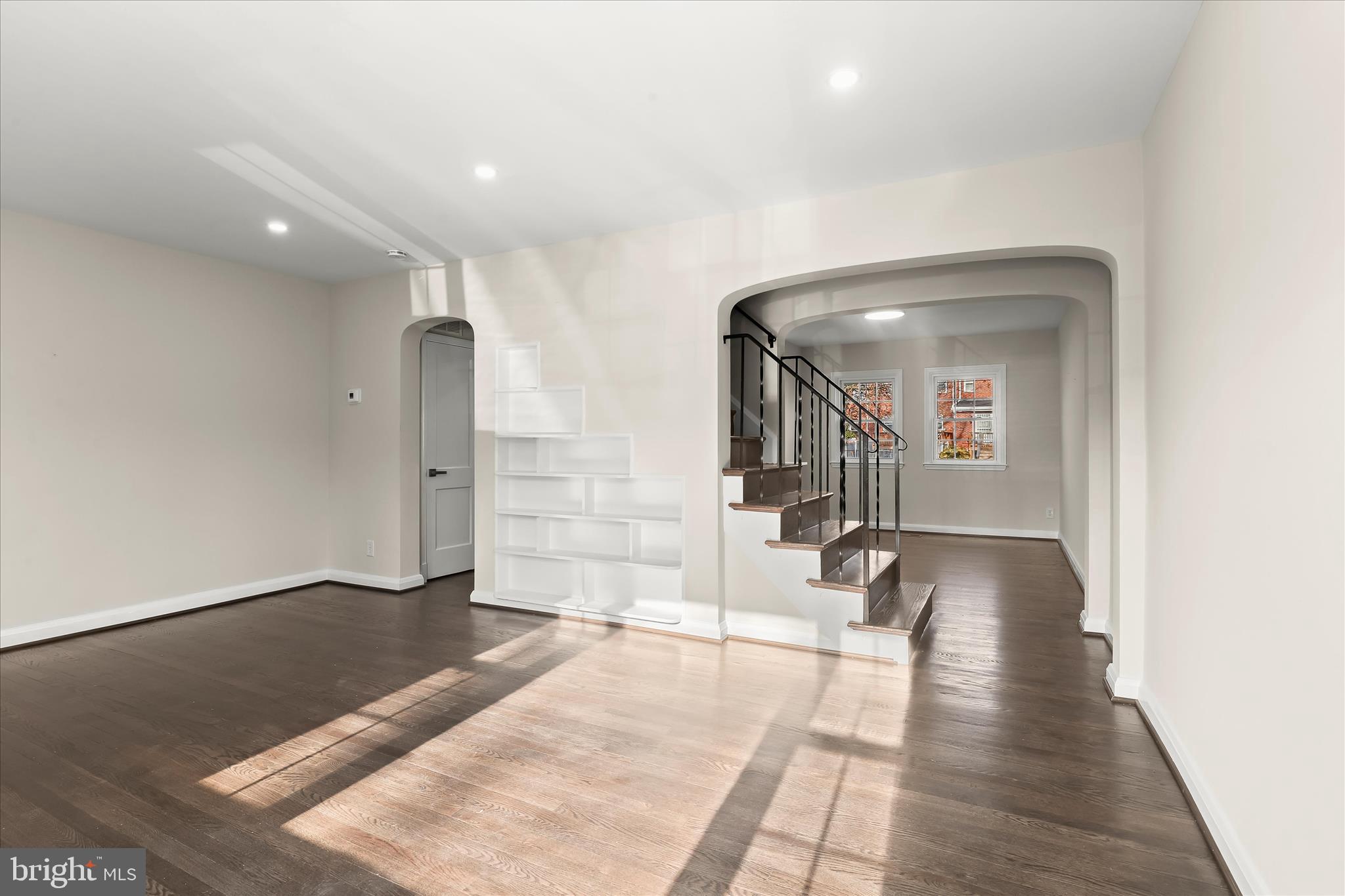 GLEN OAKS - Residential