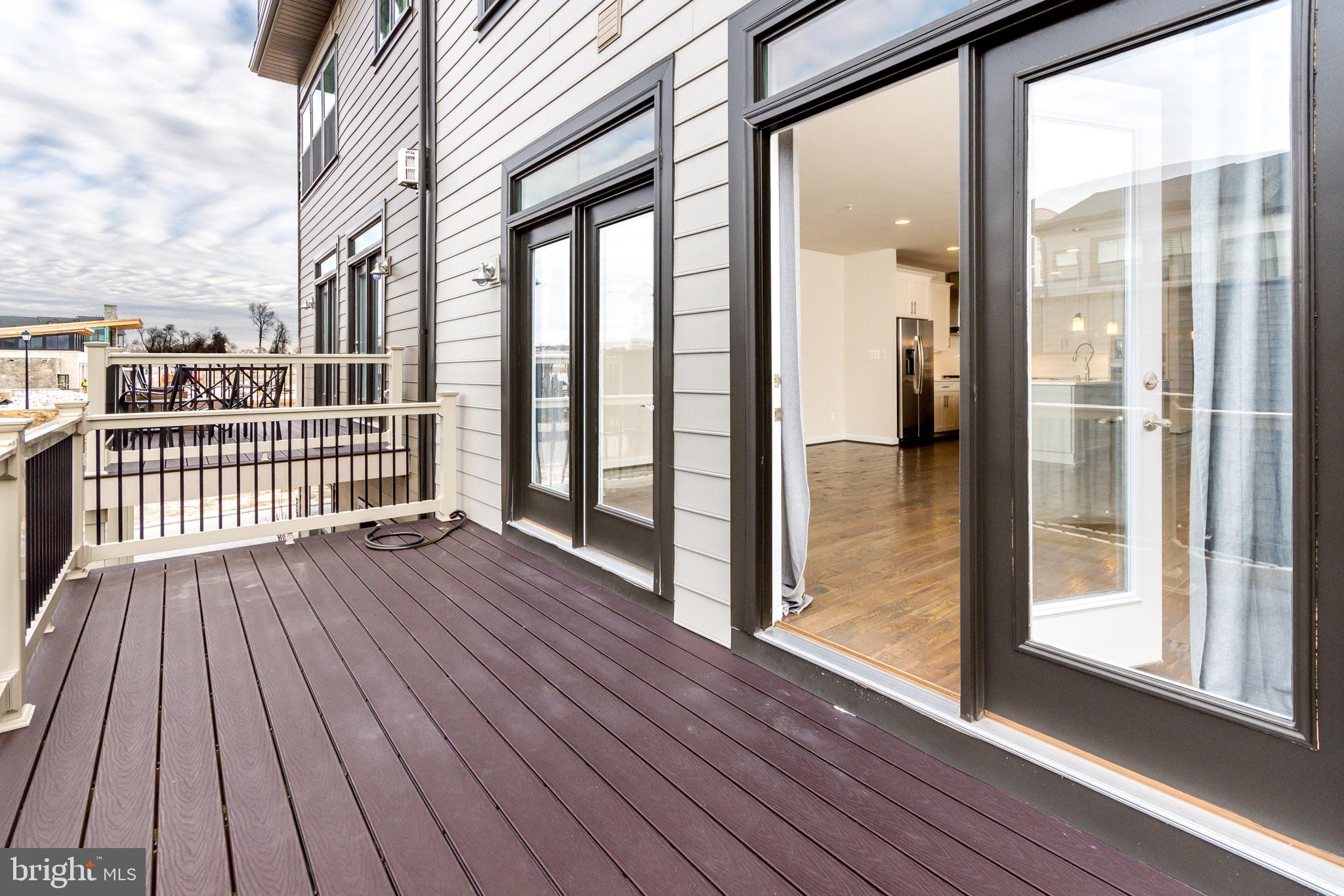 GREENLEIGH AT CROSSROADS - Residential