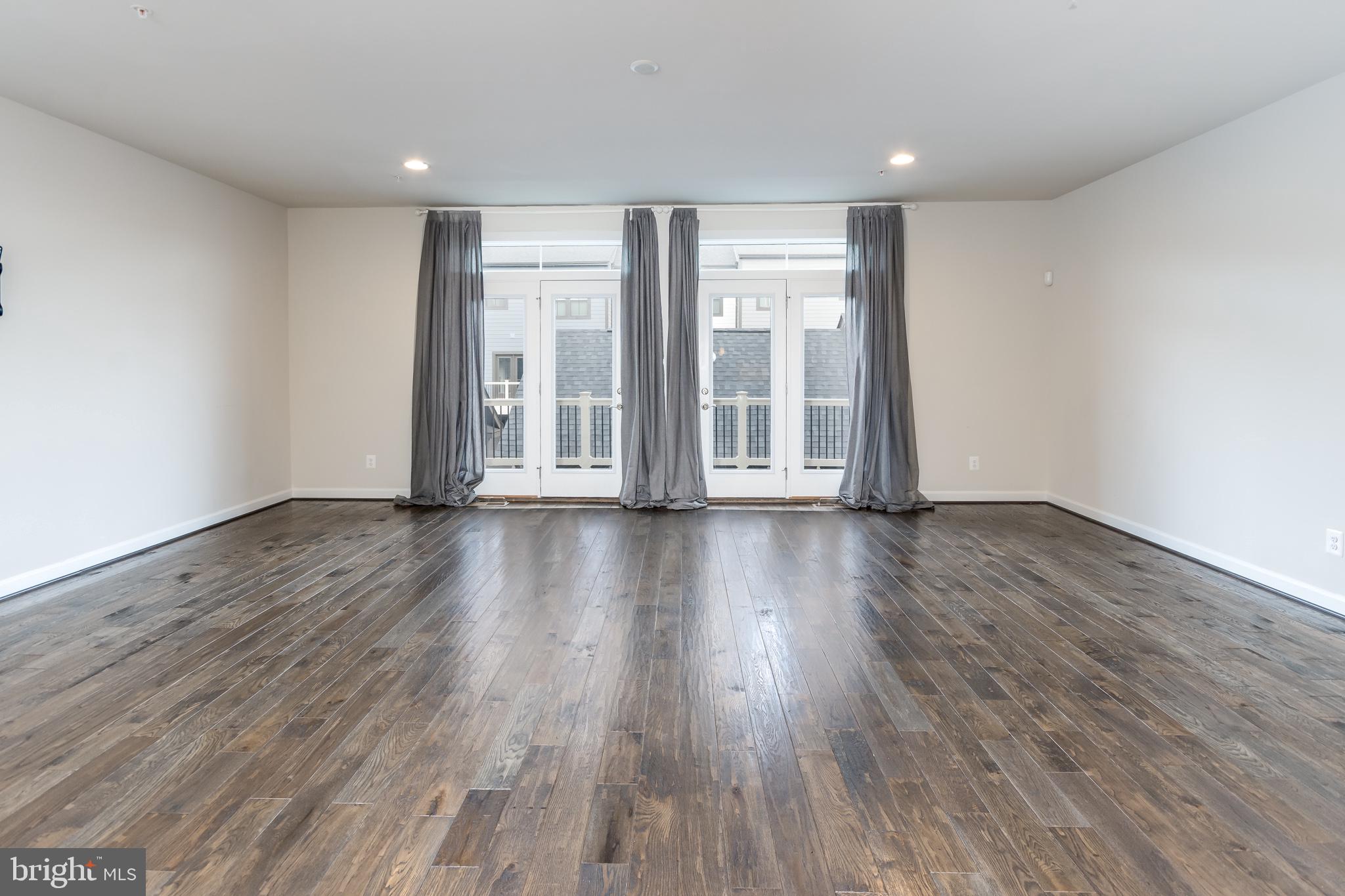 GREENLEIGH AT CROSSROADS - Residential