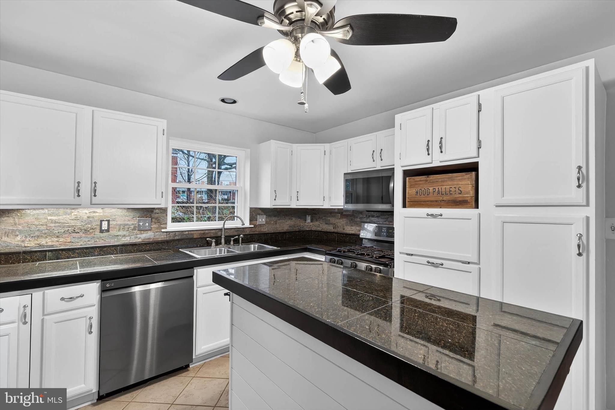 GRINDON LITTLE FARMS - Residential