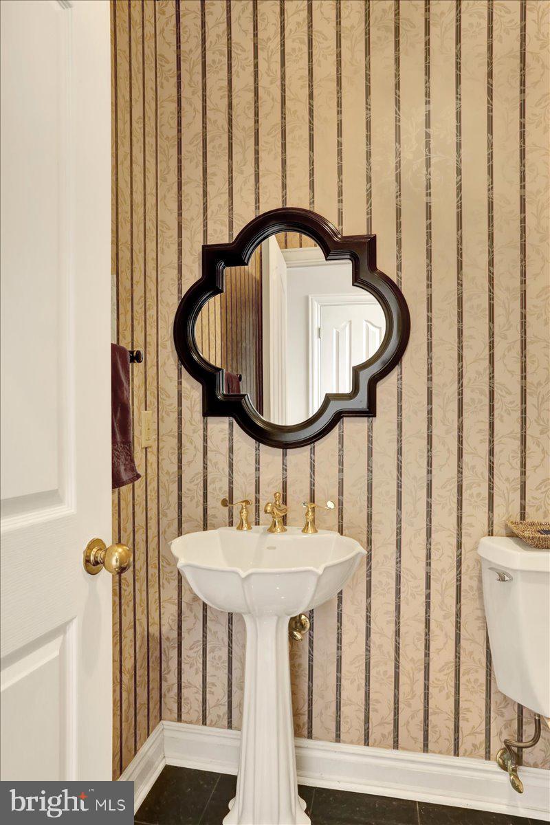 EAGLE RIDGE - Residential