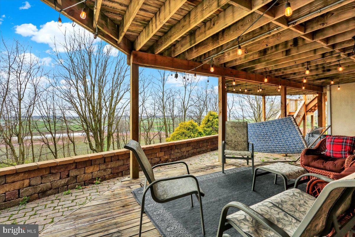 EAGLE RIDGE - Residential