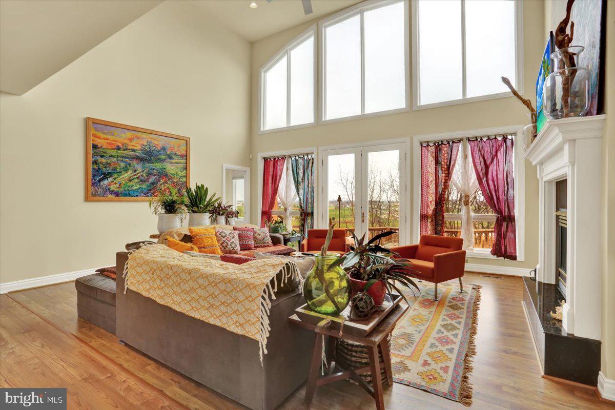 EAGLE RIDGE - Residential