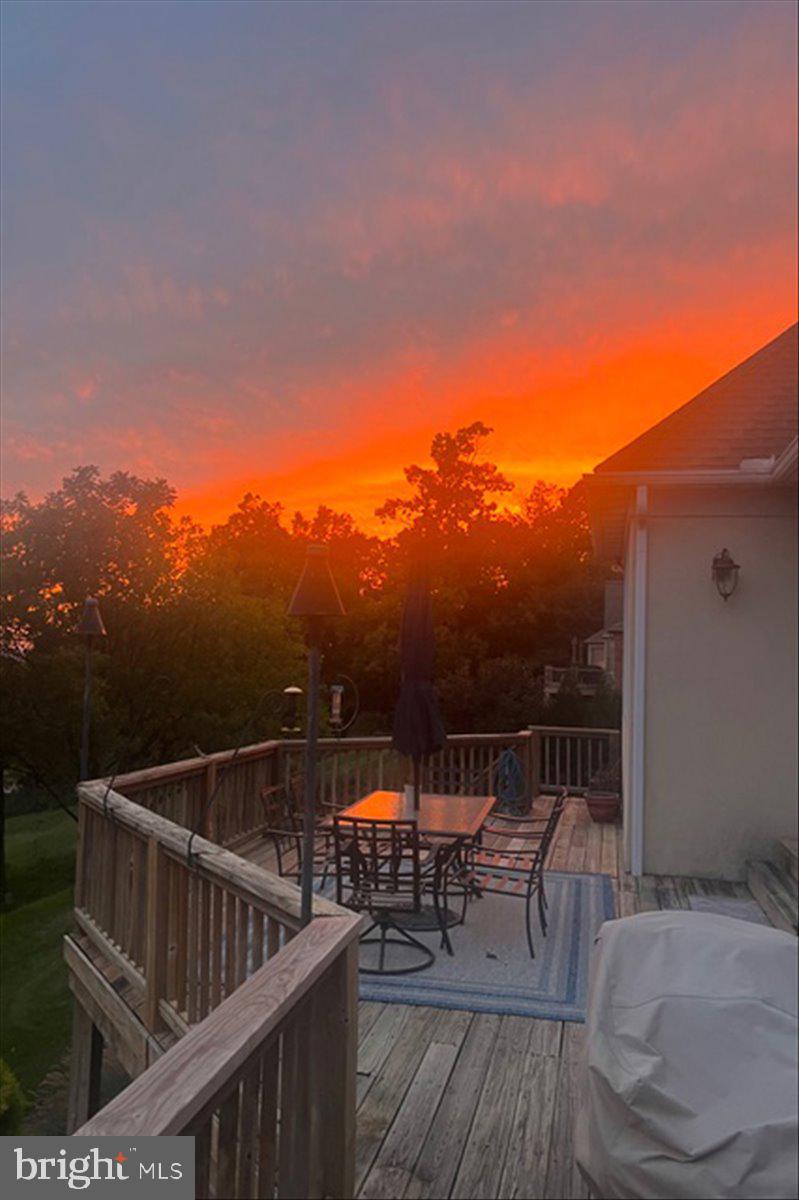 EAGLE RIDGE - Residential