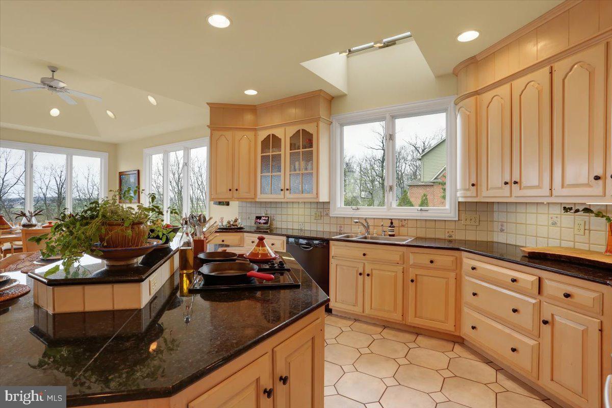 EAGLE RIDGE - Residential