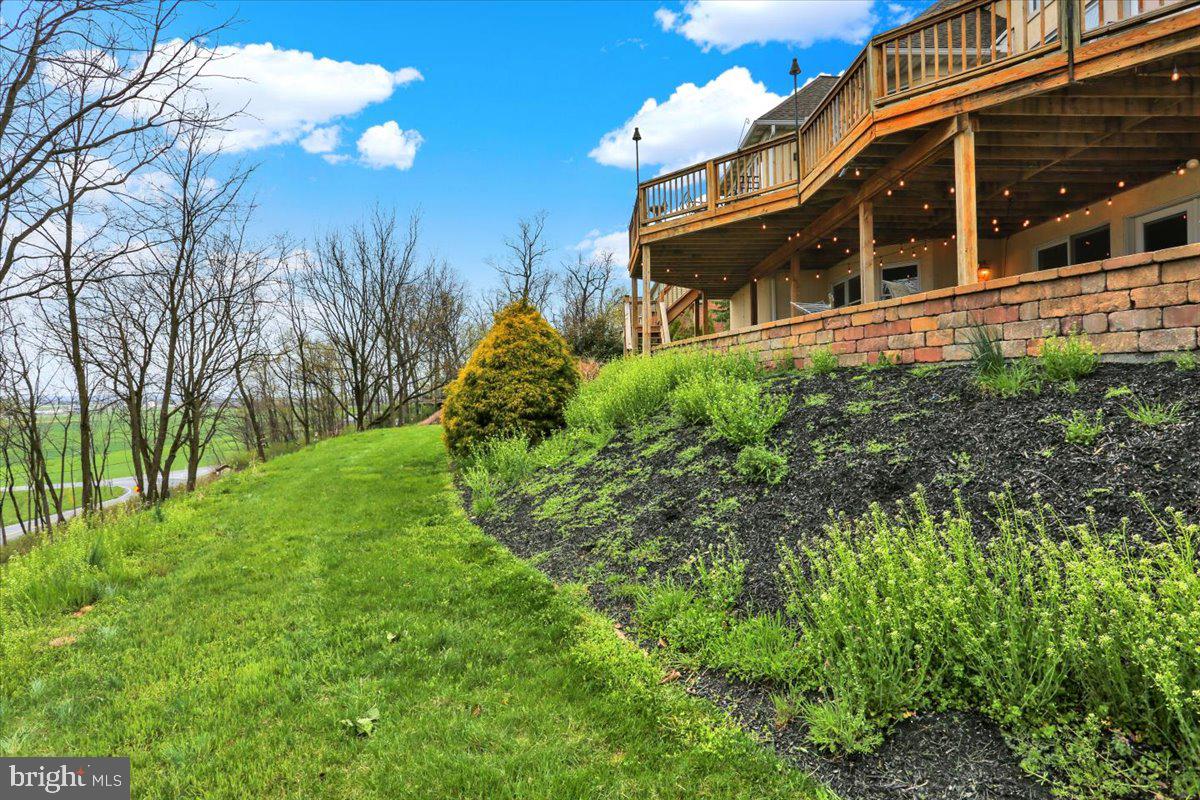 EAGLE RIDGE - Residential