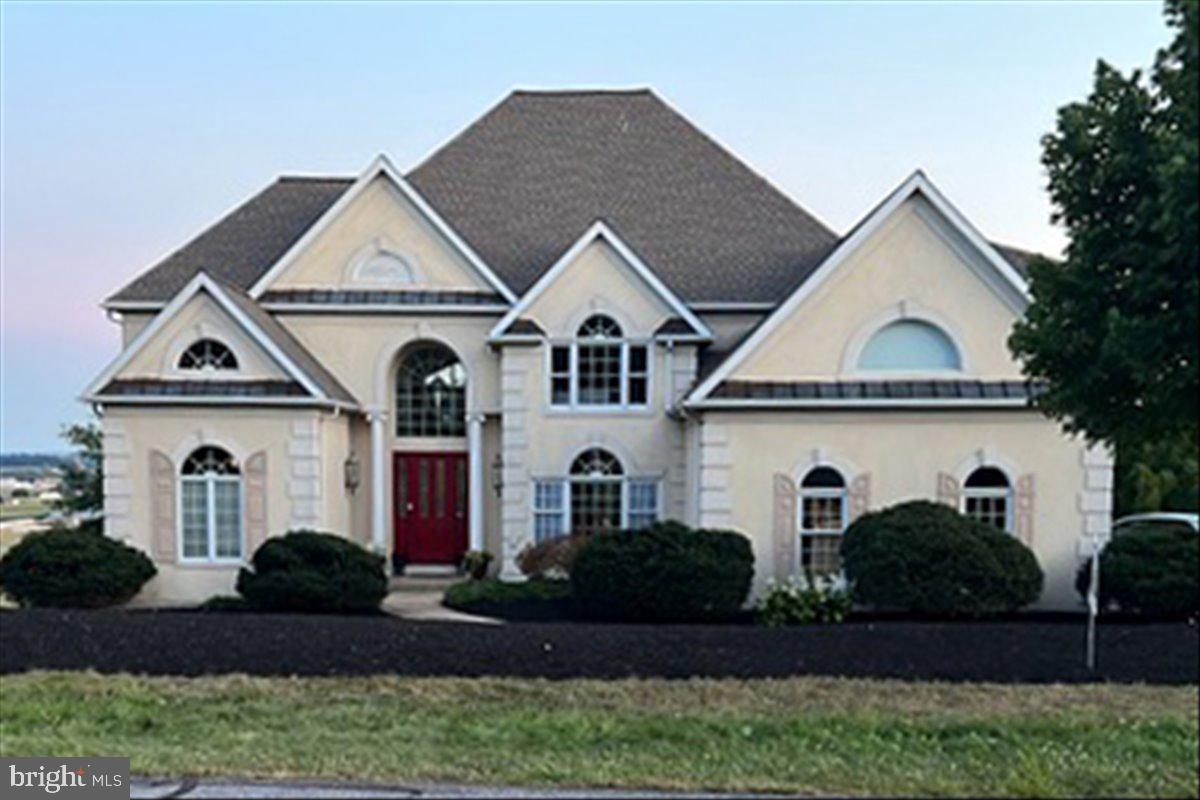 EAGLE RIDGE - Residential