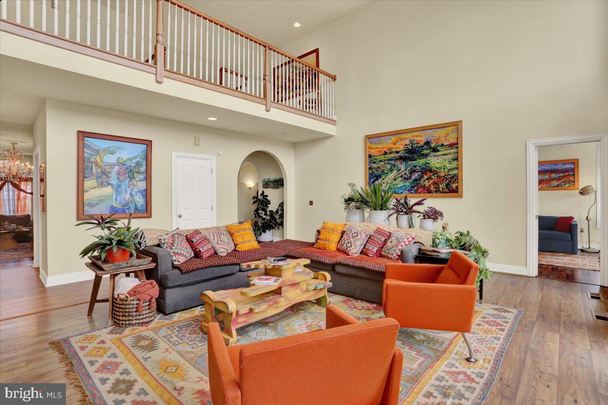 EAGLE RIDGE - Residential