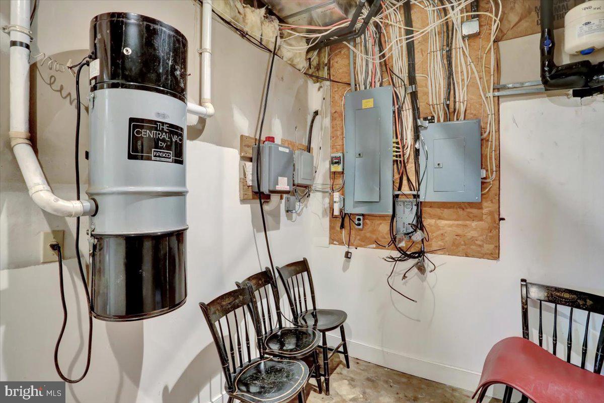 EAGLE RIDGE - Residential