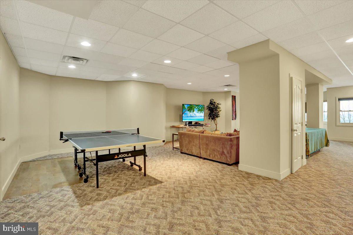 EAGLE RIDGE - Residential